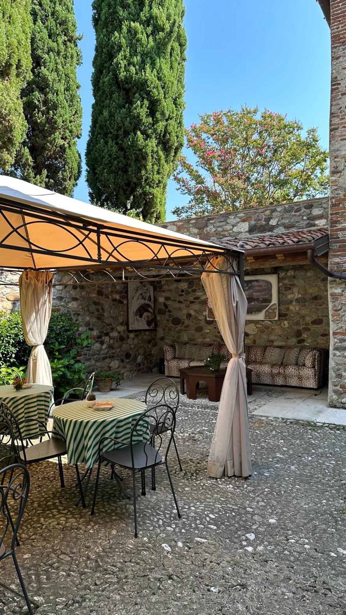 Aparthotel Ca' Hemingway Bassano del Grappa Esterno foto