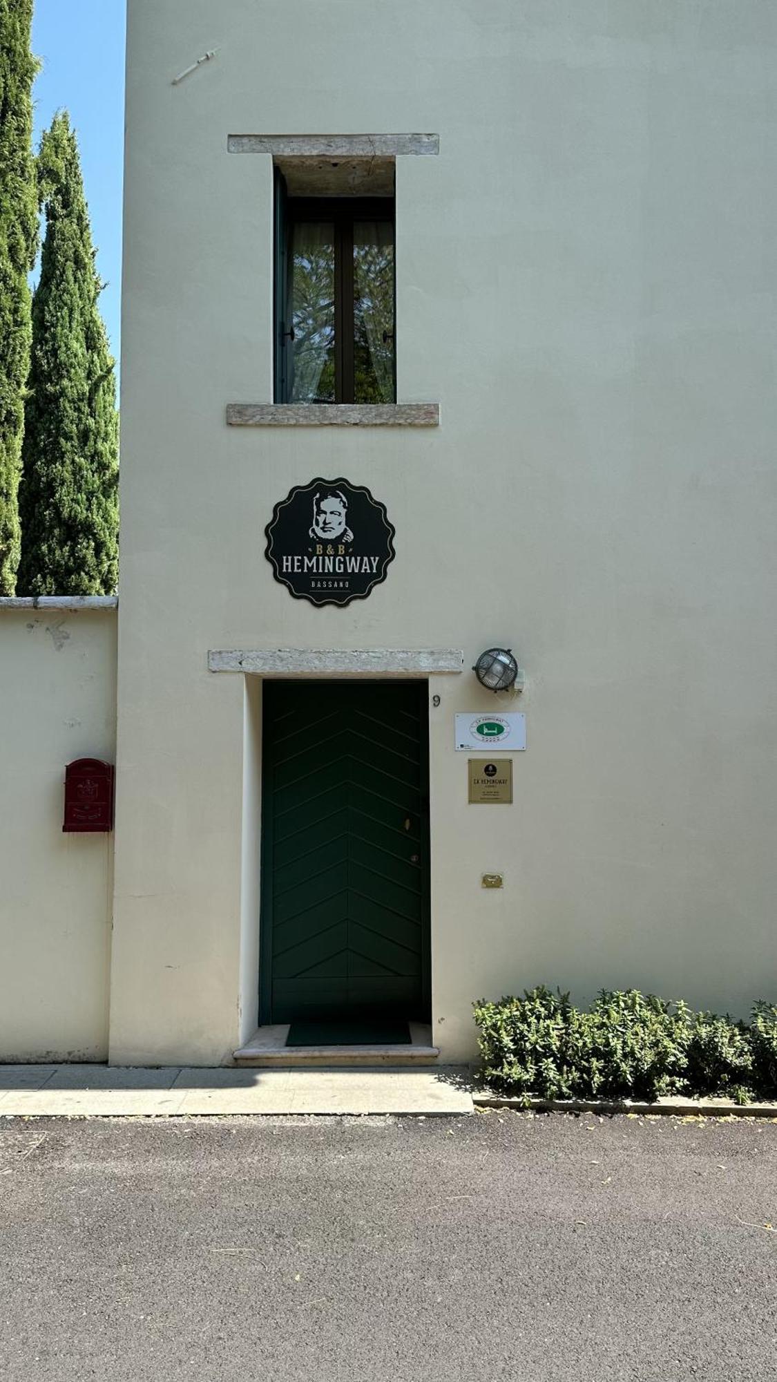 Aparthotel Ca' Hemingway Bassano del Grappa Esterno foto